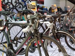 Desember: Tren Gowes Sepeda Mahal dan Mual karena Jalan Tol Bergelombang