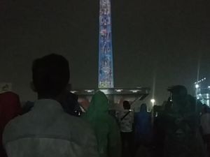 Semarakkan Tahun Baru, Video Mapping Ditayangkan di Monas