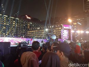 Hujan Guyur Jakarta Sepanjang Malam Tahun Baru 2020