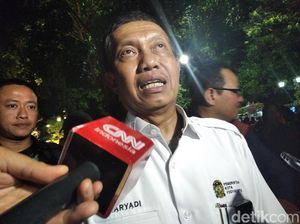 Walkot Yogya: Jika Tak Ngantuk Jokowi Rayakan Tahun Baru di Malioboro Walkot Yogya: Jika Tak Ngantuk Jokowi Rayakan Tahun Baru di Malioboro