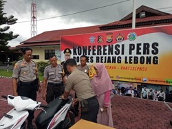 Polisi Kembalikan Motor Perempuan Korban Begal di Bengkulu yang Viral