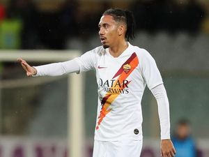Bek AS Roma Chris Smalling Jadi Korban Perampokan Bersenjata