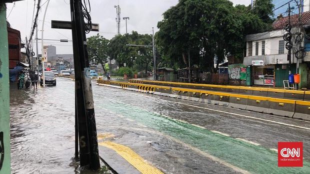 Kondisi di Jalan Jatinegara Barat.