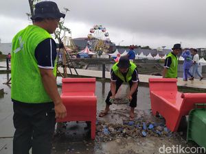 Fasilitas Alun-alun Cianjur Rusak Usai Pesta Tahun Baru 2020
