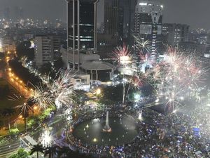 Jalan Akses Masuk Jakarta Bakal Disekat Polisi pada Malam Tahun Baru