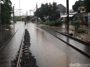 Rel Bintaro Terendam, Akses KRL Arah Tanah Abang Terputus