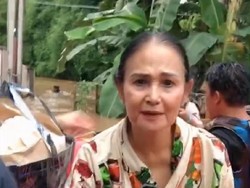 Usai Evakuasi Ibunda, Yuni Shara Kembali ke Rumah