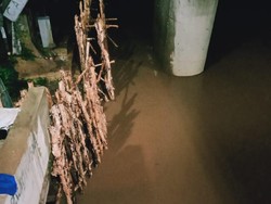 Banjir Rendam Rawajati Jaksel, Ketinggian Air Capai 1,5 Meter