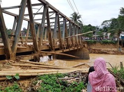 Desa di Lebak Terisolir karena Banjir, Pemkab Segera Bangun Jembatan Darurat