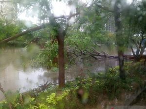 Banjir Rendam Jalan ke Ancol, Jakut