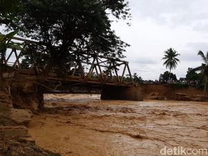 Jasad Korban Banjir Bandang Lebak Kembali Ditemukan di Pinggir Sungai