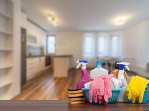 Nggak Perlu Cairan Pembersih, Kamu Bisa Pel Lantai Pakai Bahan Dapur Ini Nggak Perlu Cairan Pembersih, Kamu Bisa Pel Lantai Pakai Bahan Dapur Ini