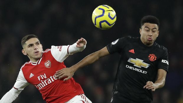 Arsenal Unggul 2-0 atas MU di Babak Pertama