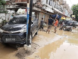 Banjir Sudah Surut Kenapa Listrik Belum Nyala?