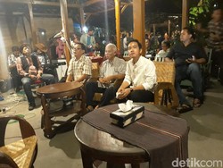 3 Undangan untuk 1 Acara Gibran yang Bikin PDIP Solo Keberatan