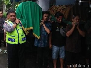 3 Korban Tewas Laka Tol Pandaan-Gempol Dimakamkan Dalam Satu Liang Lahat