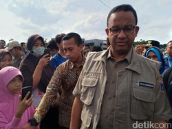 Anies akan Data Tanggul Retak di Jakarta Bareng Menteri Basuki