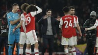 Mikel Arteta juga mencatatkan kemenangan pertamanya sebagai manajer Arsenal.