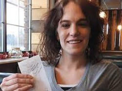 Tahun Baru, Pelayan Restoran Ini Dapat Uang Tip Rp 28 Juta