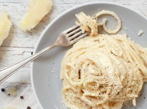 Resep Pasta : Spaghetti Cacio e Pepe