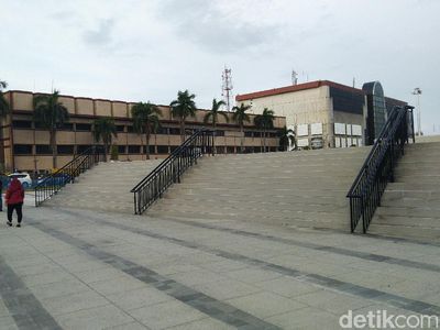 Potret Alun-alun Semarang Reborn