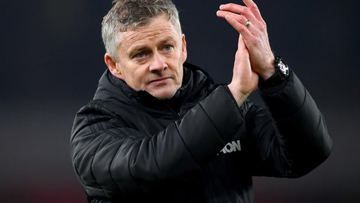 Ole Gunnar Solskjaer menilai Liverpool belum layak mendapat status tim terbaik (Foto: Clive Mason/Getty Images)