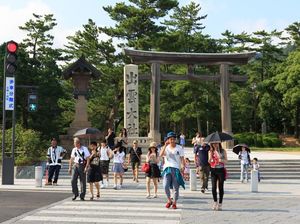 Tempat Favorit Para Jomblo di Jepang Berdoa Minta Pasangan