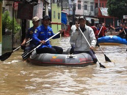 Gara-gara Banjir, Air Masuk Basement hingga Restoran Hotel