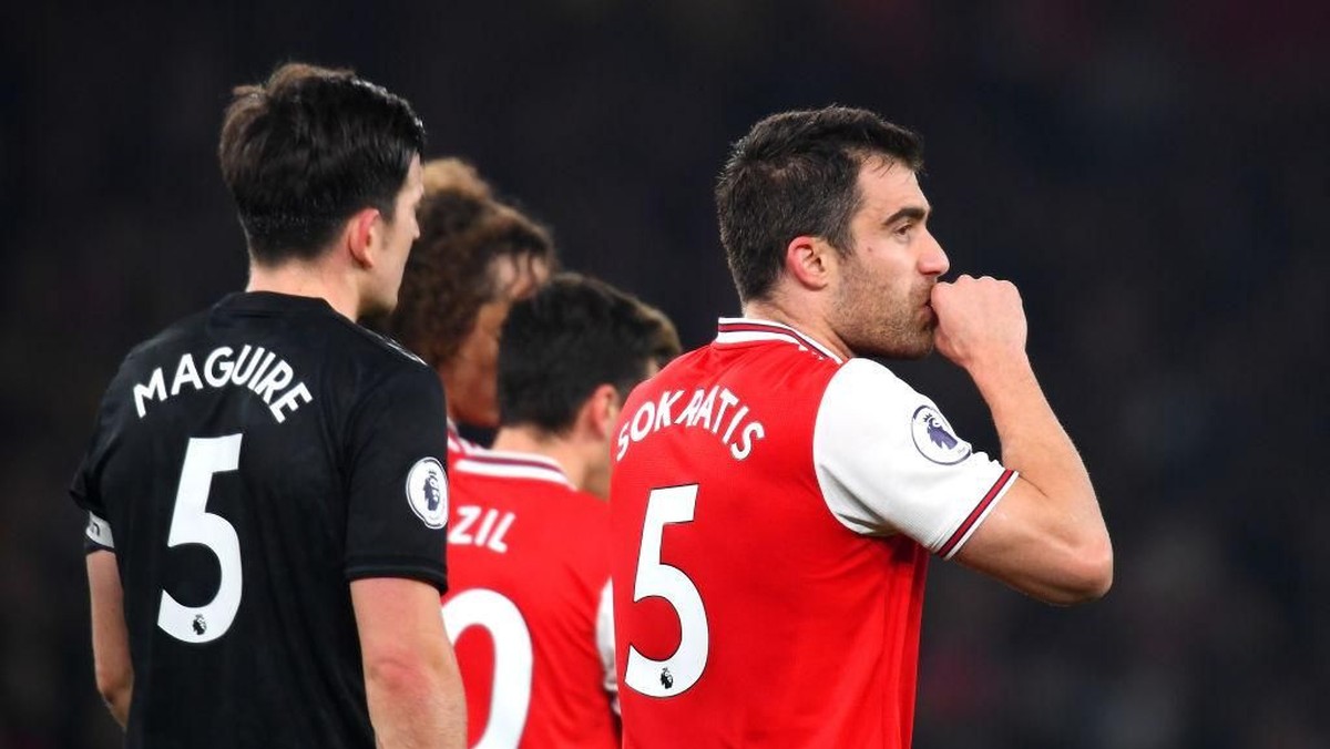 Usai menaklukkan Manchester United, Sokratis Papastathopoulos bilang Arsenal bermain dengan gembira. (Foto: Clive Mason/Getty Images)