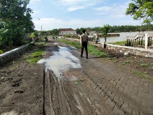 Banjir di Gresik Surut, Aktivitas Warga Normal Kembali