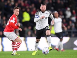 Rooney terlibat dalam dua gol Derby yang diciptakan oleh Jack Marriot dan Martyn Waghorn. Getty Images/Laurence Griffiths.