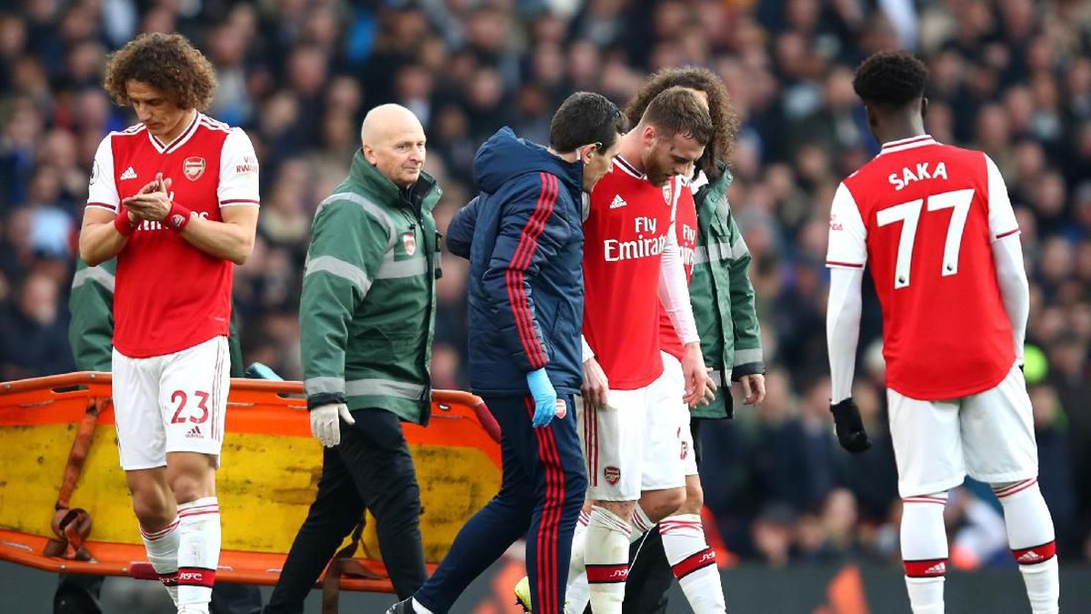 Calum Chambers cedera, Arsenal isyaratkan pembelian bek baru?(Foto: Photo by Julian Finney/Getty Images)