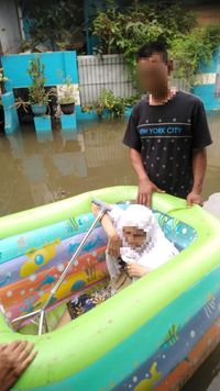 Cerita Bunda Banjir