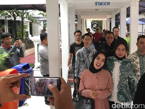 Polisi Jelaskan Alasan Medina Zein Direhabilitasi 3 Bulan Polisi Jelaskan Alasan Medina Zein Direhabilitasi 3 Bulan
