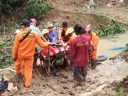 Identitas 3 Orang yang Hilang Diduga Tertimbun Longsor di Bogor