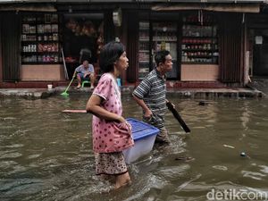 Dinas SDA Jakarta: Early Warning Banjir Tahun Baru Tidak Telat! Dinas SDA Jakarta: Early Warning Banjir Tahun Baru Tidak Telat!