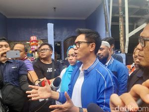 Blusukan Banjir, Eko Patrio Sebut Lurah Bidara Cina Mirip Bang Toyib