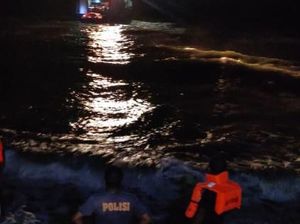 Video Penumpang KM Lambelu Terjun ke Laut, Panik Ada Suspect Corona