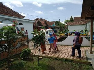 Ritual Gila Ibu Sekap 4 Anak Selama Belasan Tahun Demi Kesaktian Ritual Gila Ibu Sekap 4 Anak Selama Belasan Tahun Demi Kesaktian