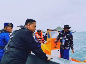 Terjebak Badai di Laut, Kapal Wisata di Labuan Bajo Tenggelam
