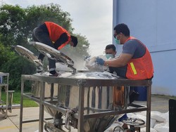 Mereka yang Rela Melawan Takdir Demi Jabodetabek Tak Banjir