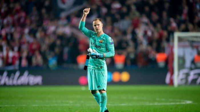 1182971006 PRAGUE, CZECH REPUBLIC - OCTOBER 23: Marc-Andre ter Stegen of Barcelona reacts after the UEFA Champions League group F match between Slavia Praha and FC Barcelona at Sinobo Stadium on October 23, 2019 in Prague, Czech Republic. (Photo by Thomas Eisenhuth/Getty Images)
