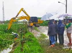 Curah Hujan Tinggi, Wagub Sulsel Cek Progres Normalisasi Kanal Makassar