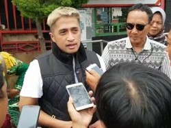 Selebriti Irfan Hakim Ikut Gotong-Royong di Umbul Ponggok