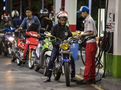 Dampak Ngeri World War 3 untuk RI, Daftar Harga BBM Turun