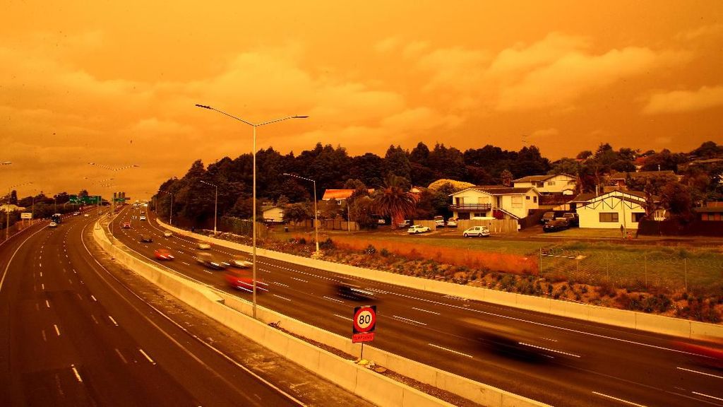 Potret Langit Selandia Baru yang Menguning Imbas Karhutla Australia Potret Langit Selandia Baru yang Menguning Imbas Karhutla Australia