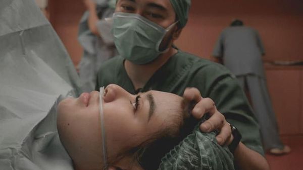 Momen-momen Dramatis Adik Raffi Ahmad, Syahnaz Melahirkan Anak Kembar