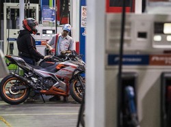 New Normal, Isi BBM di SPBU Pertamina Harus Turun dari Motor