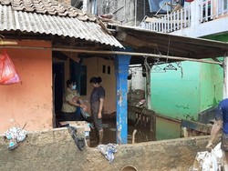 Meski Sering Banjir, Warga Pengadegan Jaksel Enggan Pindah