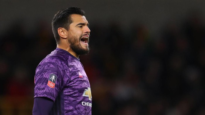 WOLVERHAMPTON, ENGLAND - JANUARY 04: Sergio Romero of Manchester United during the FA Cup Third Round match between Wolverhampton Wanderers and Manchester United at Molineux on January 04, 2020 in Wolverhampton, England. (Photo by Catherine Ivill/Getty Images)